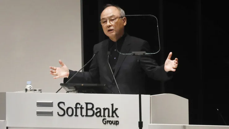 107431580-1718959848146-gettyimages-2157950537-JAPAN_SOFTBANK.webp